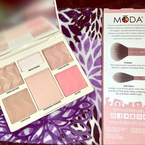 Cover FX Face Perfector Palette & Moda Brush Set